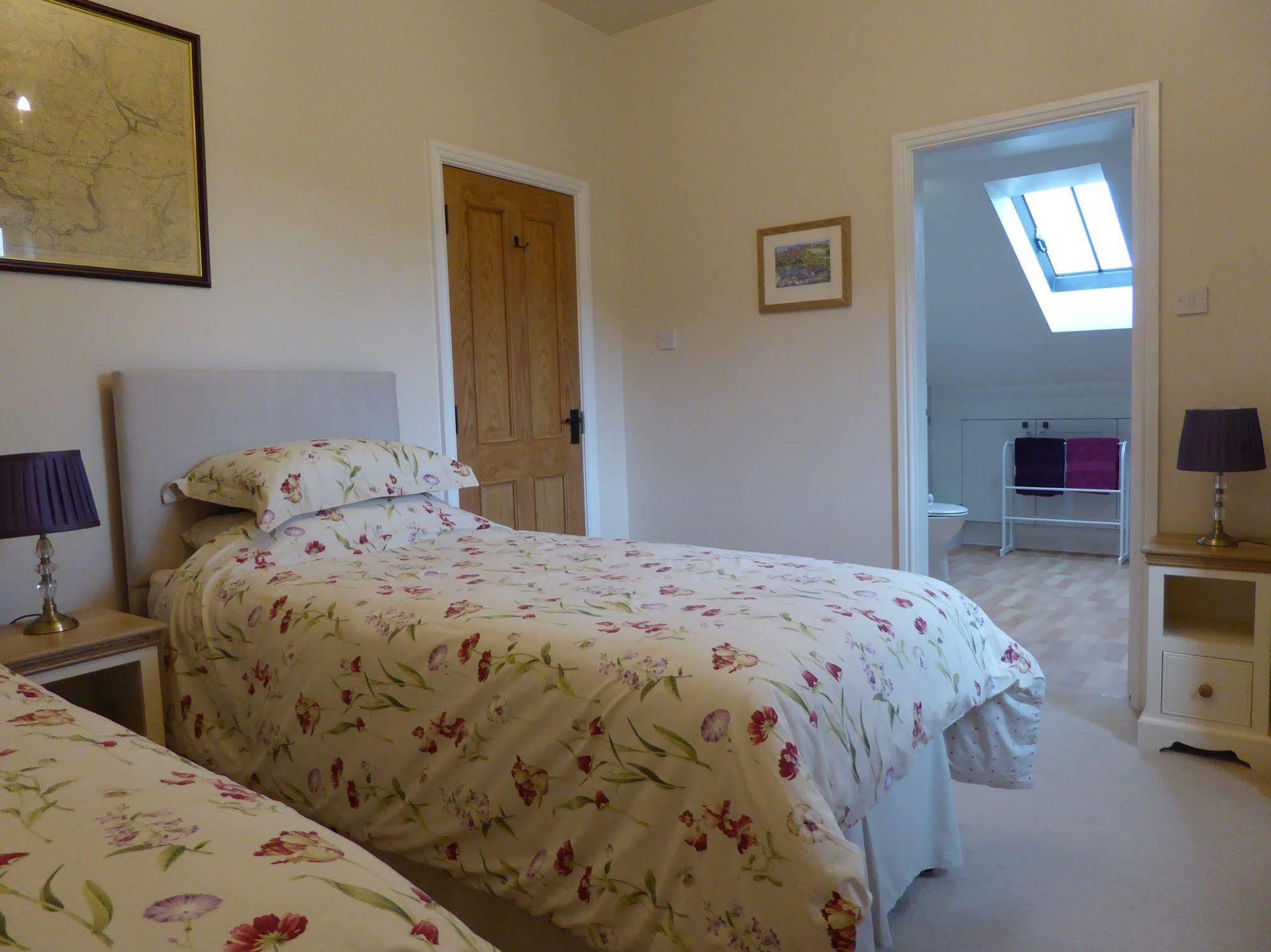 Orchard House Bed & Breakfast 3*